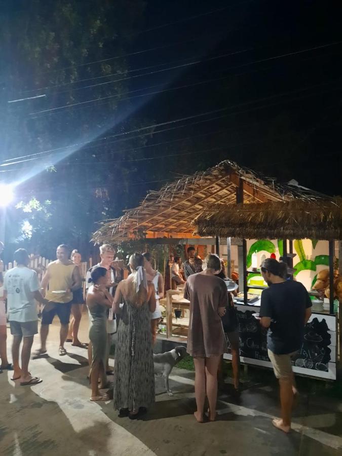 Coco Hostels - Arugambay Arugam Bay Bagian luar foto